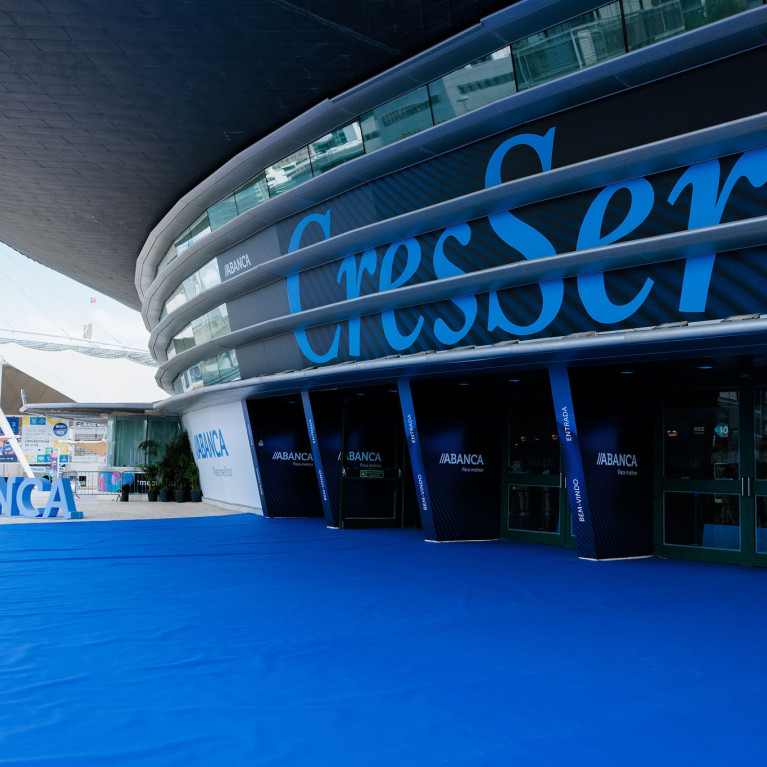 Confer&ecirc;ncias e Congressos